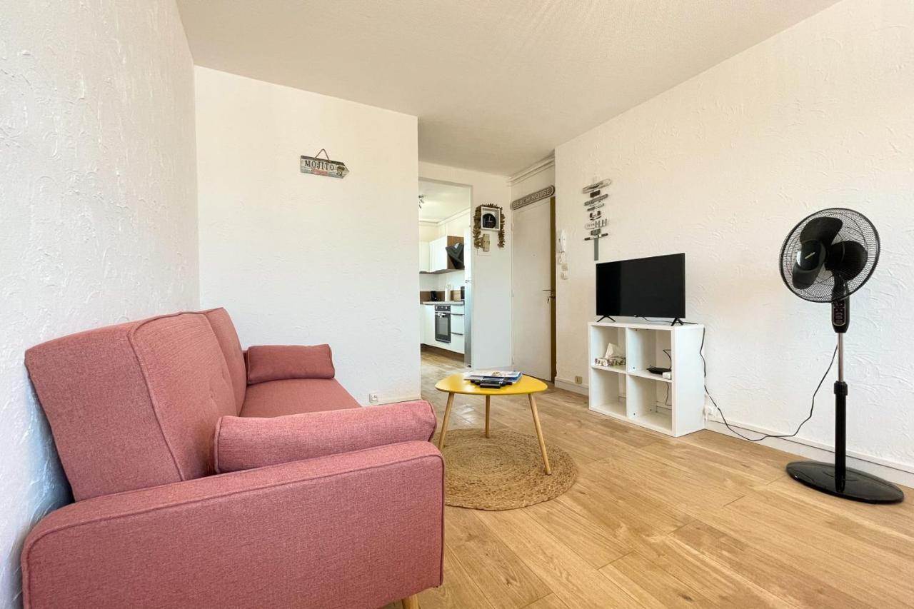 Apartment 5 Guests Near The Beaches - Saint Raphael Ngoại thất bức ảnh